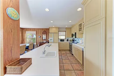 102 Palmetto Avenue, Anna Maria, FL 34216 - Photo 15