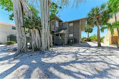 102 Palmetto Avenue, Anna Maria, FL 34216 - Photo 5