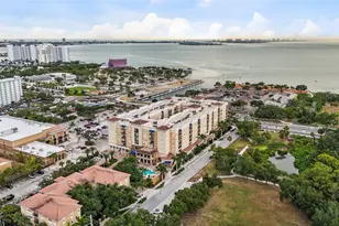 1064 N Tamiami Trl, Sarasota, FL 34236 - Photo 1