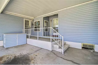 8476 Imperial Circle, Palmetto, FL 34221 - Photo 3