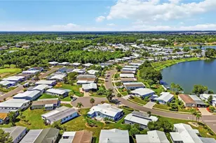 8476 Imperial Cir, Palmetto, FL 34221 - Photo 45