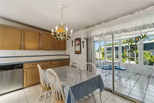8476 Imperial Cir, Palmetto, FL 34221 - Photo 25