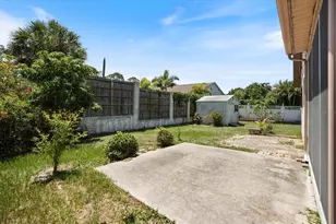 1236 Gayle Ave, Nokomis, FL 34275 - Photo 37