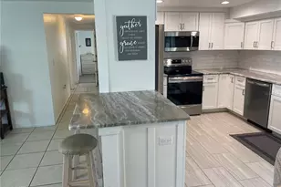 3410 Bay St, Sarasota, FL 34237 - Photo 7