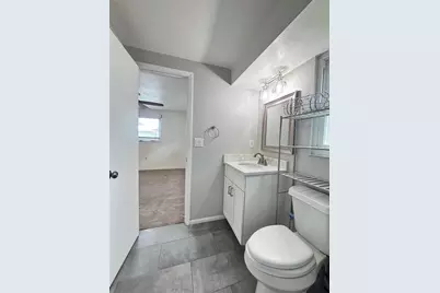 3410 Bay Street, Sarasota, FL 34237 - Photo 19