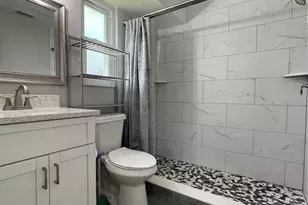 3410 Bay St, Sarasota, FL 34237 - Photo 19