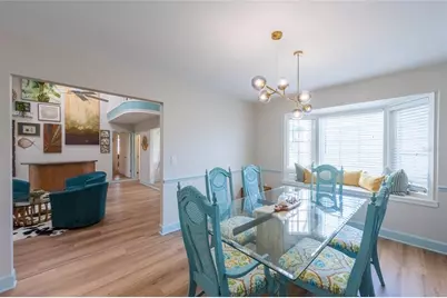 5005 Canterbury Drive, Sarasota, FL 34243 - Photo 11
