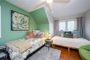 5005 Canterbury Dr, Sarasota, FL 34243 - Photo 45