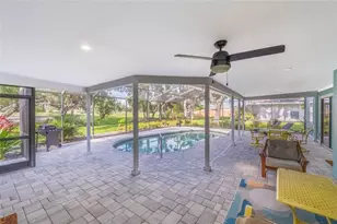 5005 Canterbury Dr, Sarasota, FL 34243 - Photo 53