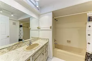 6905 9th Ave W, Bradenton, FL 34209 - Photo 17
