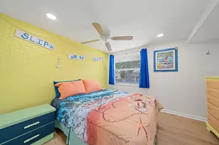 2923 Linwood Dr, Sarasota, FL 34232 - Photo 21