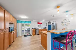 2923 Linwood Dr, Sarasota, FL 34232 - Photo 5