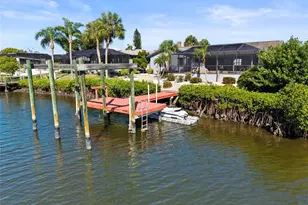 921 Birdie Way, Apollo Beach, FL 33572 - Photo 1