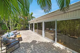578 Spanish Dr S, Longboat Key, FL 34228 - Photo 29