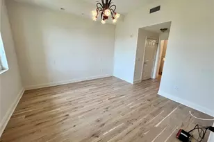 800 N Tamiami Trl, Sarasota, FL 34236 - Photo 9