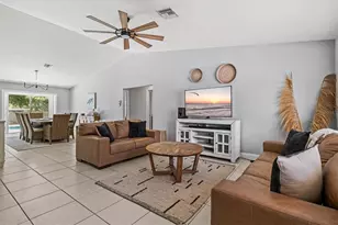 211 Avenida De Bahia, Nokomis, FL 34275 - Photo 9