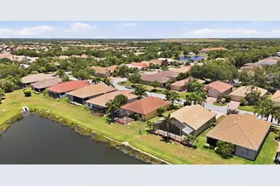 6755 41st Street Circle E, Sarasota, FL 34243 - Photo 39