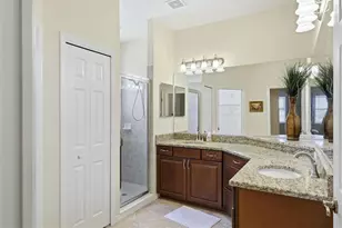 6755 41st St Cir E, Sarasota, FL 34243 - Photo 25