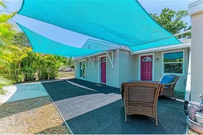 901 Oak Street SW, Ruskin, FL 33570 - Photo 11