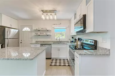 901 Oak Street SW, Ruskin, FL 33570 - Photo 15