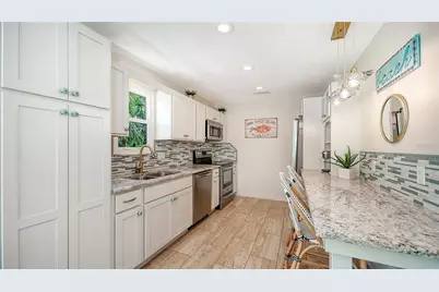 6327 Gulf Drive, Holmes Beach, FL 34217 - Photo 9