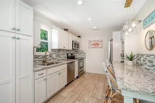 6327 Gulf Dr, Holmes Beach, FL 34217 - Photo 9