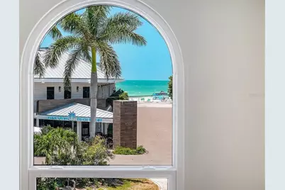 6327 Gulf Drive, Holmes Beach, FL 34217 - Photo 23