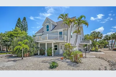 6327 Gulf Drive, Holmes Beach, FL 34217 - Photo 3