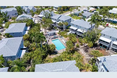6327 Gulf Drive, Holmes Beach, FL 34217 - Photo 45