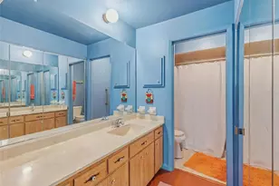 4845 Village Gardens Dr, Sarasota, FL 34234 - Photo 11