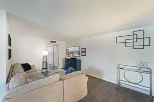 6100 12th Street S, Saint Petersburg, FL 33705 - Photo 5