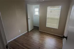 39518 Sterling Dr, Zephyrhills, FL 33542 - Photo 5