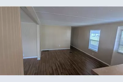 39518 Sterling Drive, Zephyrhills, FL 33542 - Photo 3