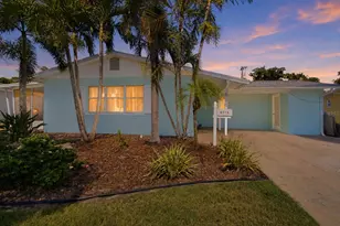 6116 Dartmouth Dr, Bradenton, FL 34207 - Photo 1