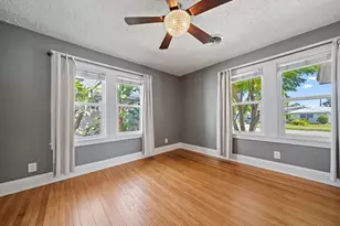 2250 Arlington St, Sarasota, FL 34239 - Photo 11