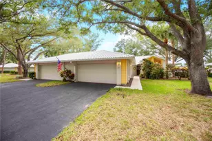 231 Southampton Ln, Venice, FL 34293 - Photo 3