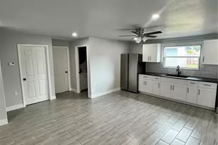 2309 21st Ave W, Bradenton, FL 34205 - Photo 3
