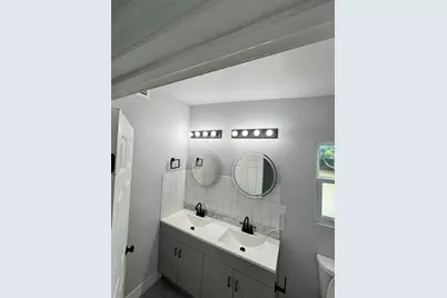 2309 21st Avenue W, Bradenton, FL 34205 - Photo 9