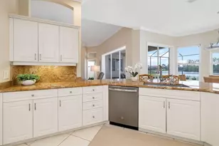 7505 Coventry Ct, Bradenton, FL 34202 - Photo 13