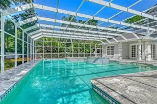 916 Macewen Dr, Osprey, FL 34229 - Photo 3