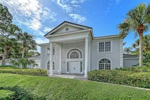 916 Macewen Dr, Osprey, FL 34229 - Photo 1