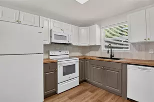 305 Joyce St, Edgewater, FL 32132 - Photo 11