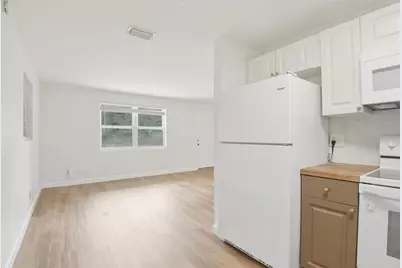 305 Joyce Street, Edgewater, FL 32132 - Photo 13