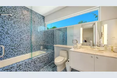 246 Morningside Drive, Sarasota, FL 34236 - Photo 9