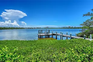 246 Morningside Dr, Sarasota, FL 34236 - Photo 3