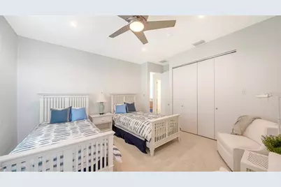 246 Morningside Drive, Sarasota, FL 34236 - Photo 35