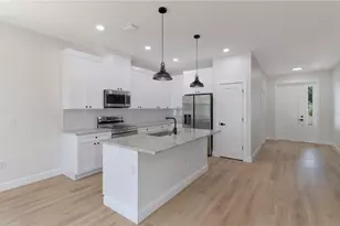 923 Cumberland Rd, Venice, FL 34293 - Photo 7