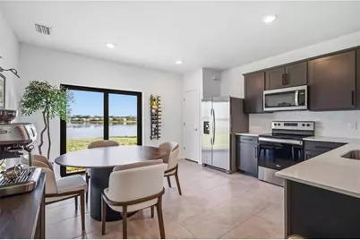 6548 Silverstar Drive, Sarasota, FL 34240 - Photo 9