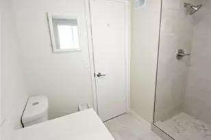 3751 S School Ave, Sarasota, FL 34239 - Photo 27