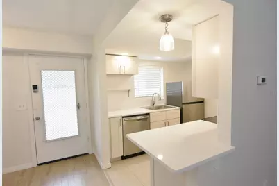 3751 S School Avenue #26, Sarasota, FL 34239 - Photo 17